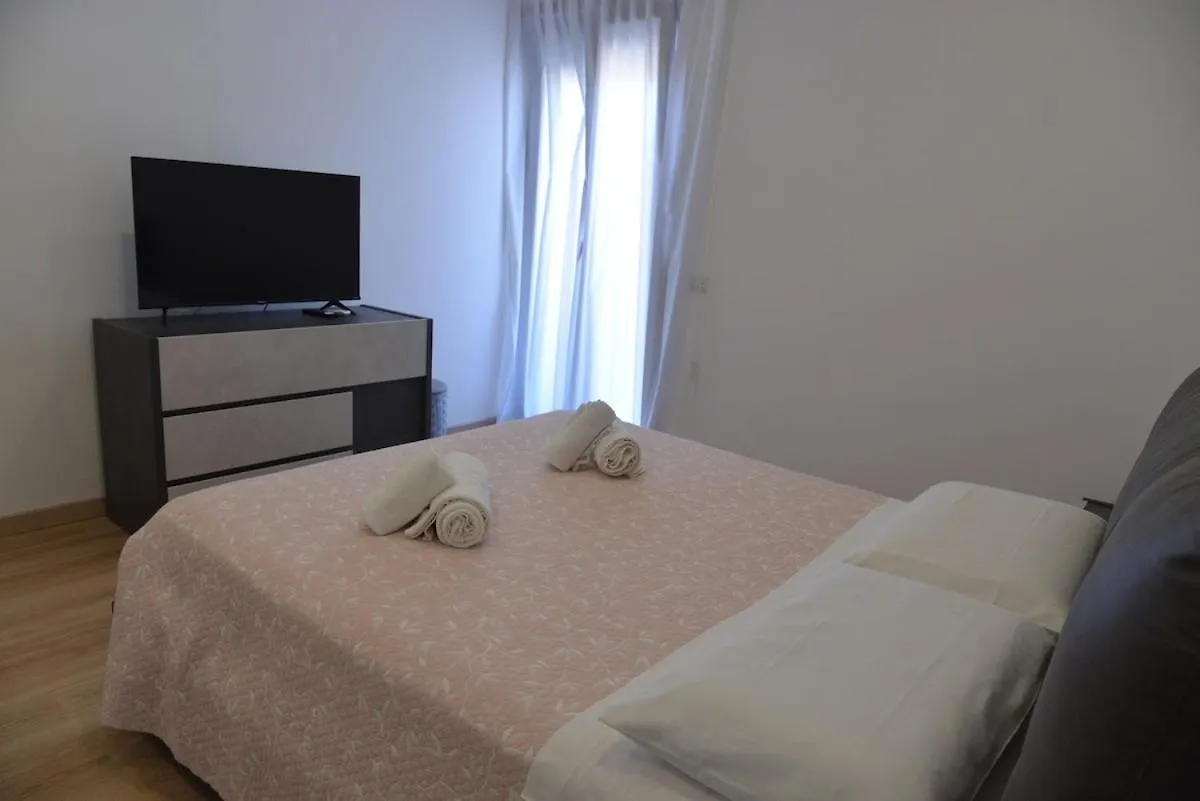 Aurorahouse Apartment Fiumicino Italy