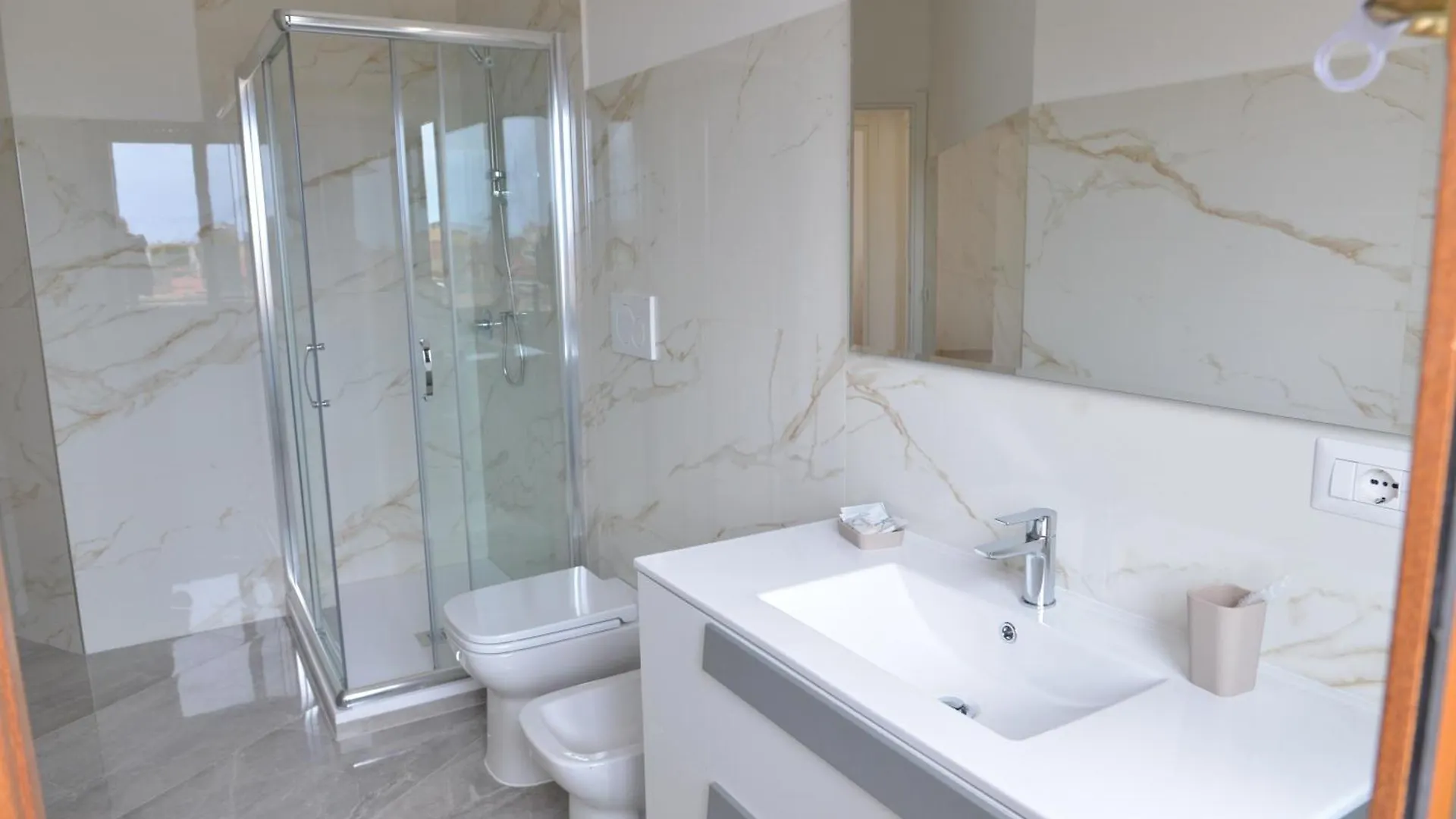 Aurorahouse Apartment Fiumicino